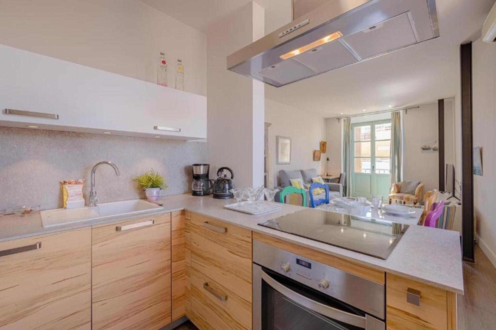 C20 - Adorable Apartment In The Center With Sun Terrace Malaga Bagian luar foto