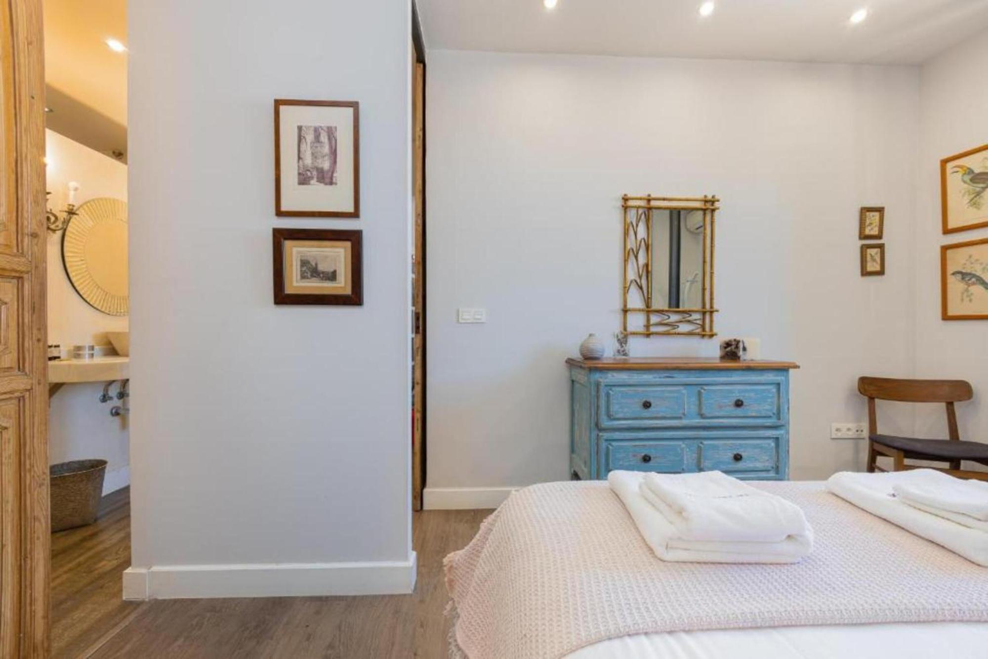 C20 - Adorable Apartment In The Center With Sun Terrace Malaga Bagian luar foto