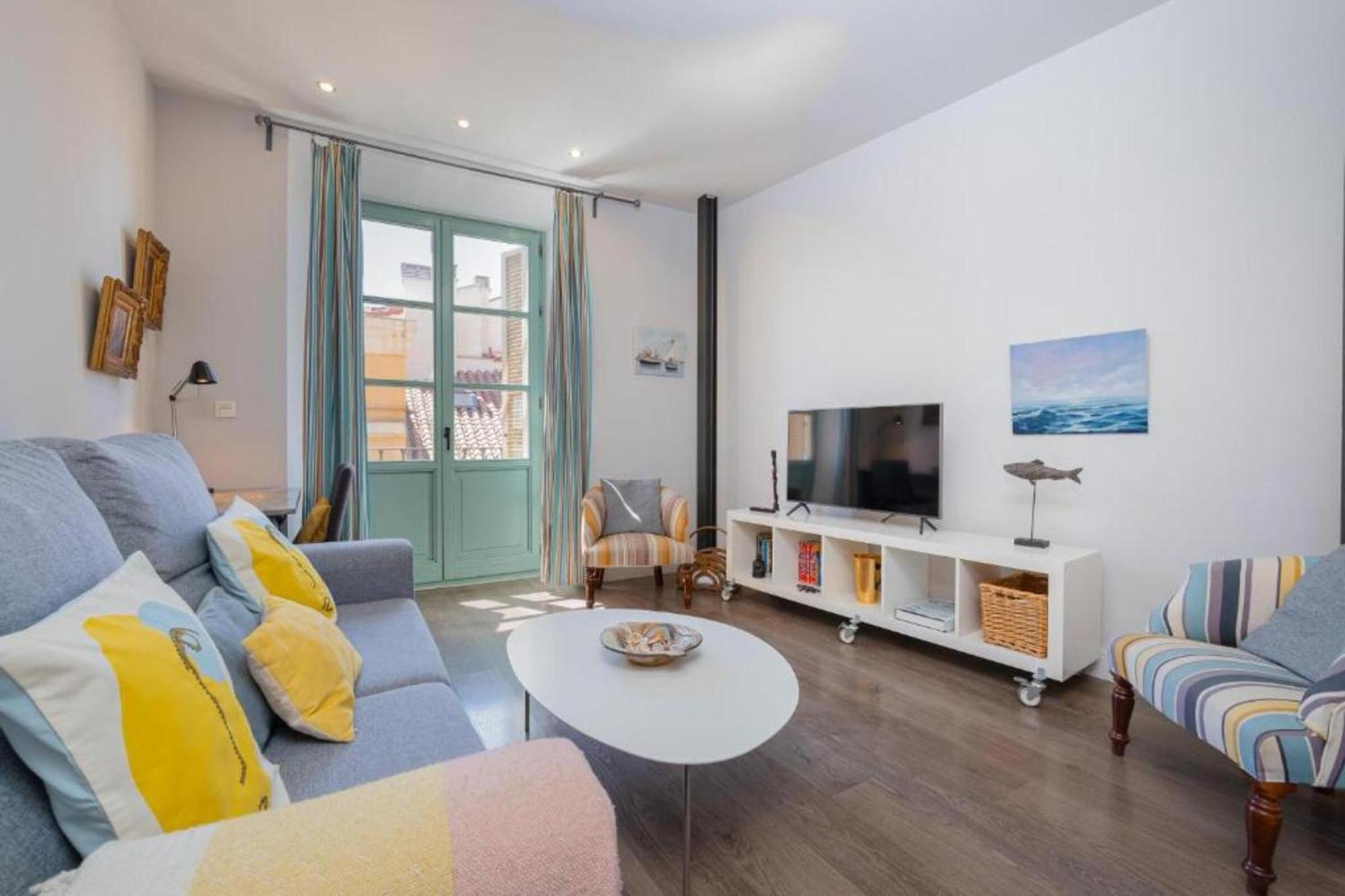 C20 - Adorable Apartment In The Center With Sun Terrace Malaga Bagian luar foto