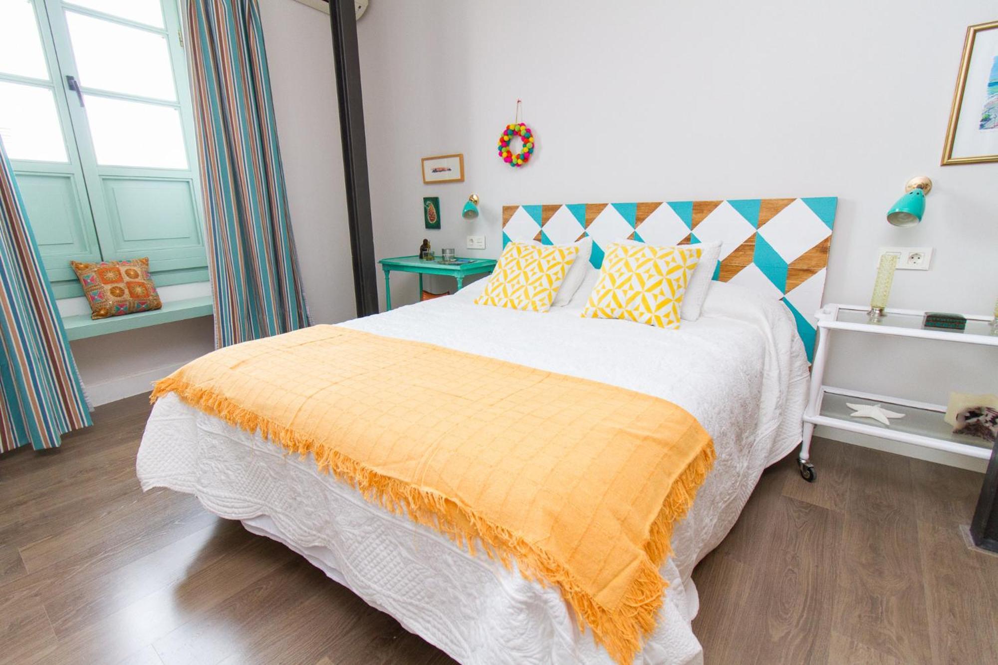 C20 - Adorable Apartment In The Center With Sun Terrace Malaga Bagian luar foto
